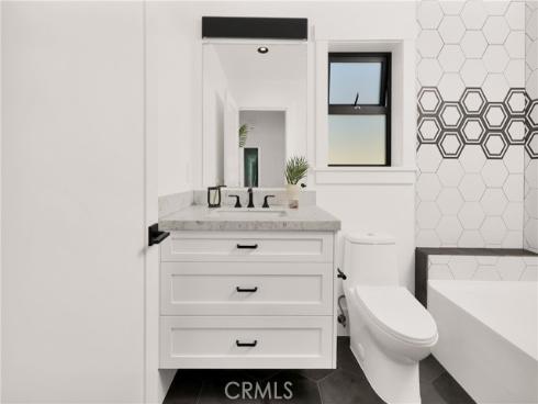 7210  W. Oceanfront  , Newport Beach, CA