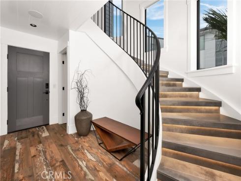 7210  W. Oceanfront  , Newport Beach, CA