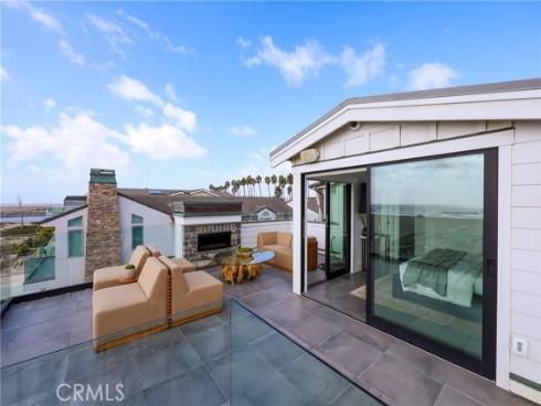 7210  W. Oceanfront  , Newport Beach, CA