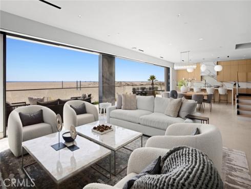 706 W Oceanfront  , Newport Beach, CA