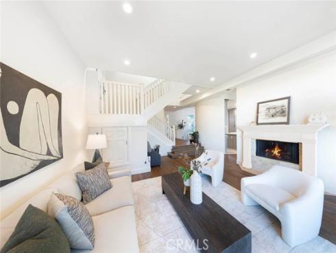 16  Lucerne  , Newport Beach, CA