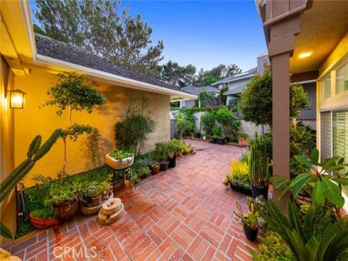16  Lucerne  , Newport Beach, CA