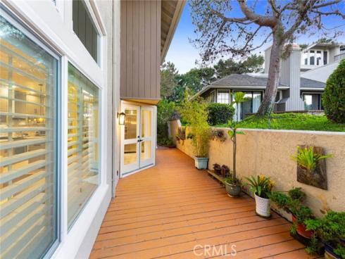 16  Lucerne  , Newport Beach, CA