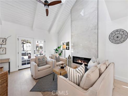 2137  Miramar  , Newport Beach, CA