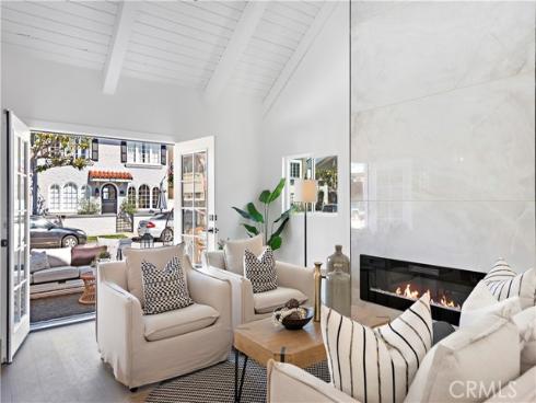 2137  Miramar  , Newport Beach, CA