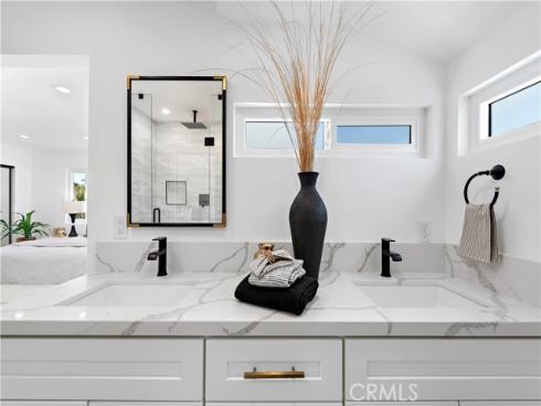 2137  Miramar  , Newport Beach, CA