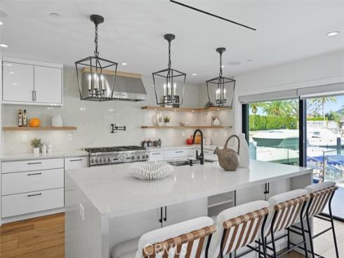 3  Linda Isle  , Newport Beach, CA