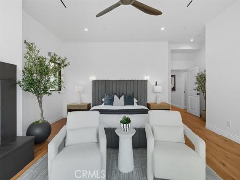 3  Linda Isle  , Newport Beach, CA