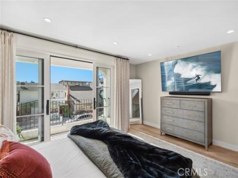 318  Coronado   Street, Newport Beach, CA