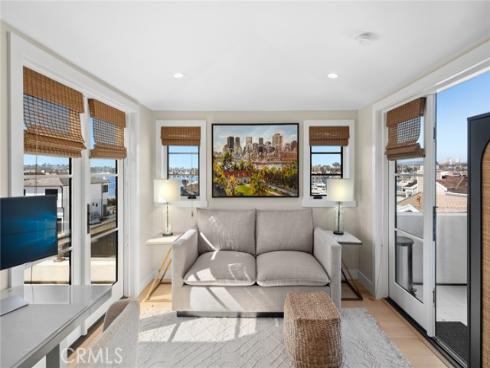 318  Coronado   Street, Newport Beach, CA