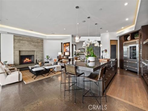 8  Beacon Bay  , Newport Beach, CA