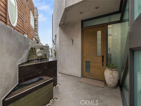 8  Beacon Bay  , Newport Beach, CA