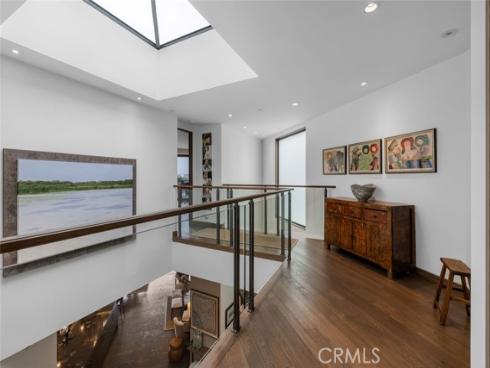 8  Beacon Bay  , Newport Beach, CA