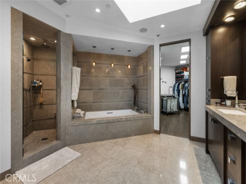 8  Beacon Bay  , Newport Beach, CA