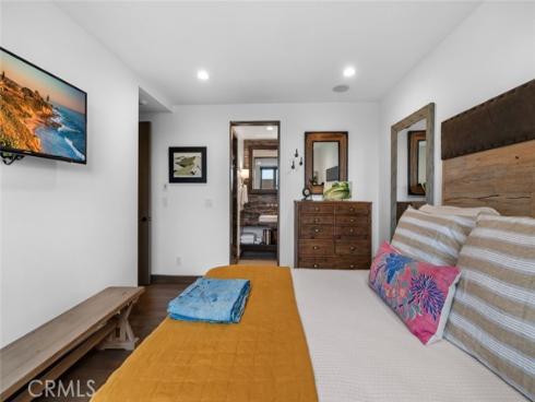 8  Beacon Bay  , Newport Beach, CA