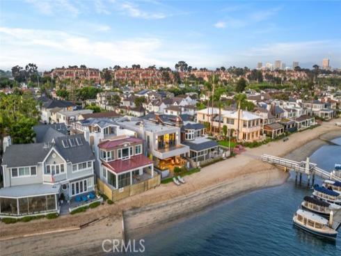 8  Beacon Bay  , Newport Beach, CA