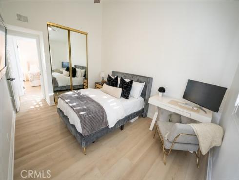 5  Sand Dollar Court  16 , Newport Beach, CA