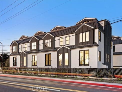 20462  Santa Ana Ave  D , Newport Beach, CA