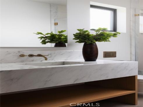 2100  Windward Ln  , Newport Beach, CA