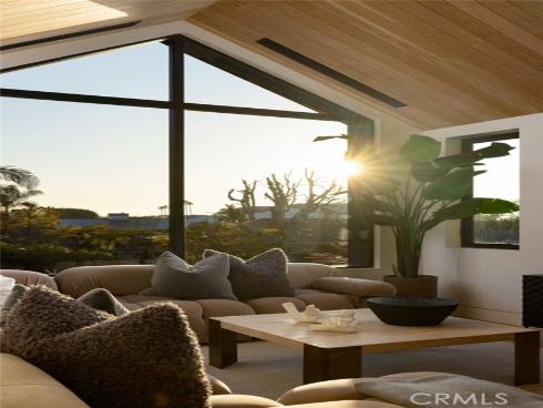 2100  Windward Ln  , Newport Beach, CA