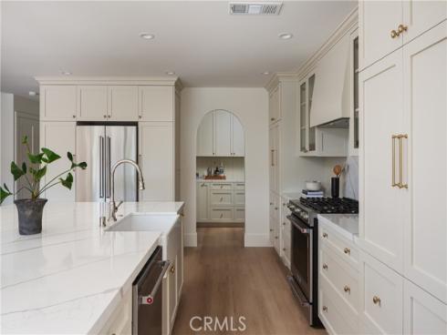 412  Vista Grande  , Newport Beach, CA