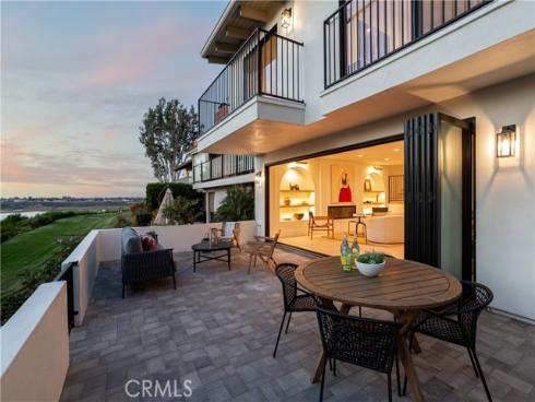 412  Vista Grande  , Newport Beach, CA