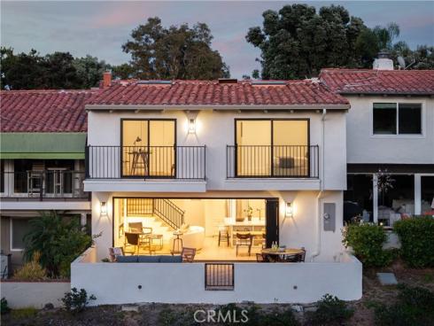 412  Vista Grande  , Newport Beach, CA