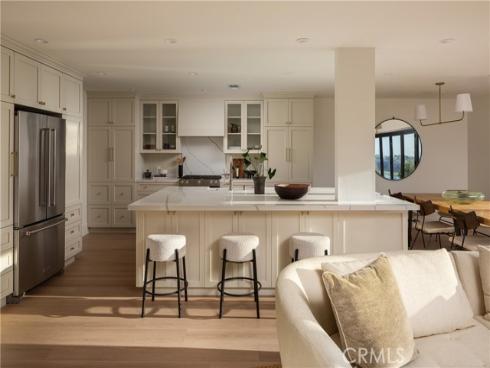 412  Vista Grande  , Newport Beach, CA