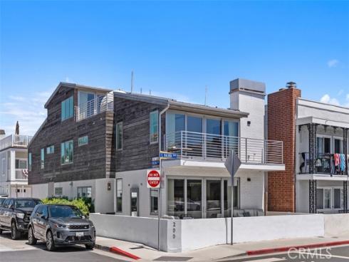 200 E. Balboa Boulevard