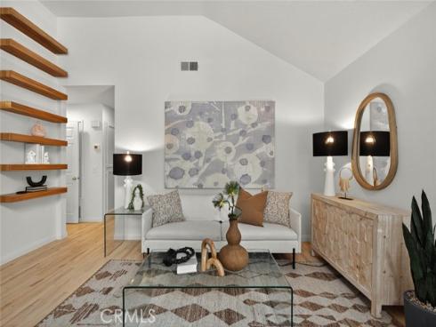 105  Hartford  , Newport Beach, CA