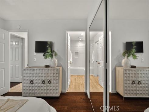 105  Hartford  , Newport Beach, CA