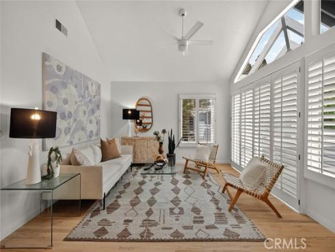 105  Hartford  , Newport Beach, CA