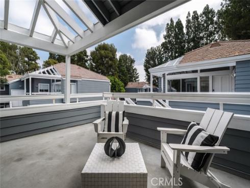 105  Hartford  , Newport Beach, CA