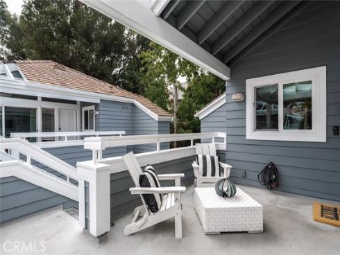 105  Hartford  , Newport Beach, CA