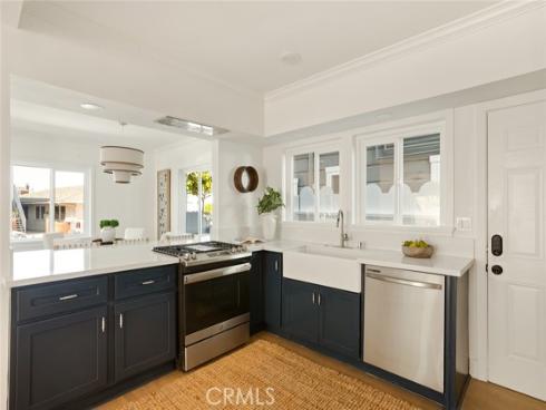 1585  Miramar  , Newport Beach, CA