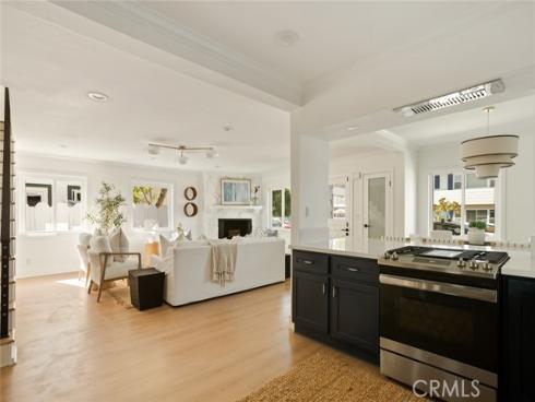 1585  Miramar  , Newport Beach, CA