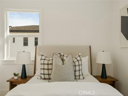 1585  Miramar  , Newport Beach, CA