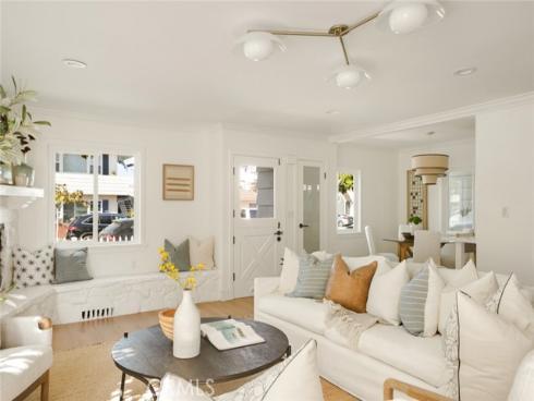 1585  Miramar  , Newport Beach, CA