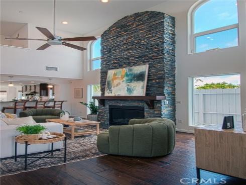 2262  Orchard  , Newport Beach, CA