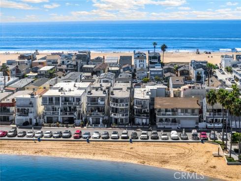 1819 W Bay  B  Avenue, Newport Beach, CA