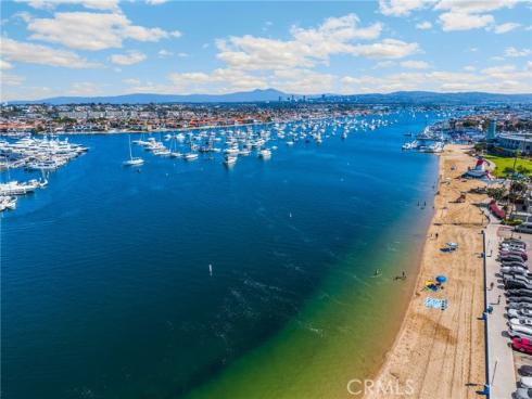 1819 W Bay  B  Avenue, Newport Beach, CA