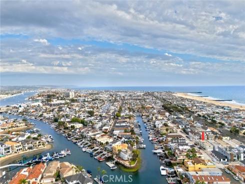 213  41st  , Newport Beach, CA