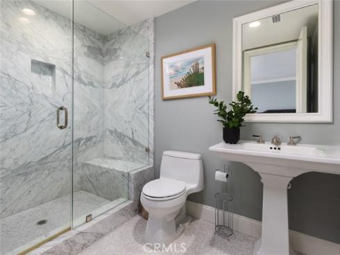 125  Kings   Place, Newport Beach, CA