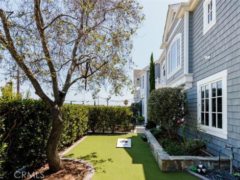 125  Kings   Place, Newport Beach, CA