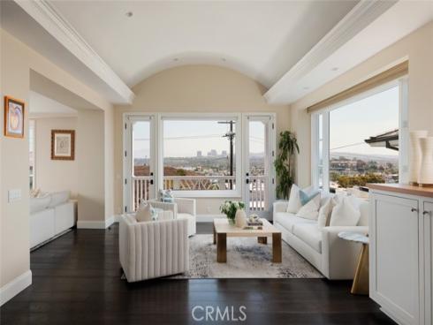 125  Kings   Place, Newport Beach, CA