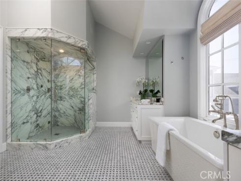 125  Kings   Place, Newport Beach, CA