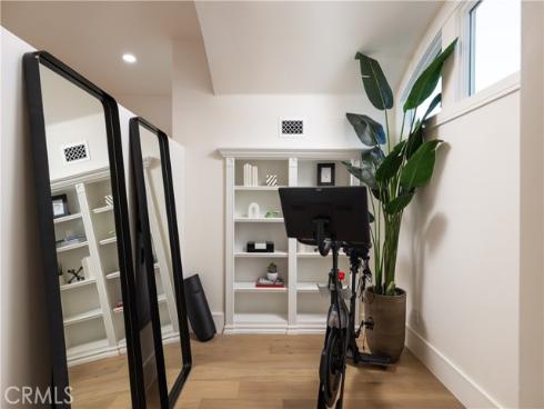 8  Gleneagles   Drive, Newport Beach, CA