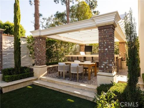 8  Gleneagles   Drive, Newport Beach, CA