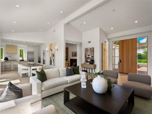 38  Royal Saint George  , Newport Beach, CA