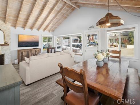 126  Collins  , Newport Beach, CA